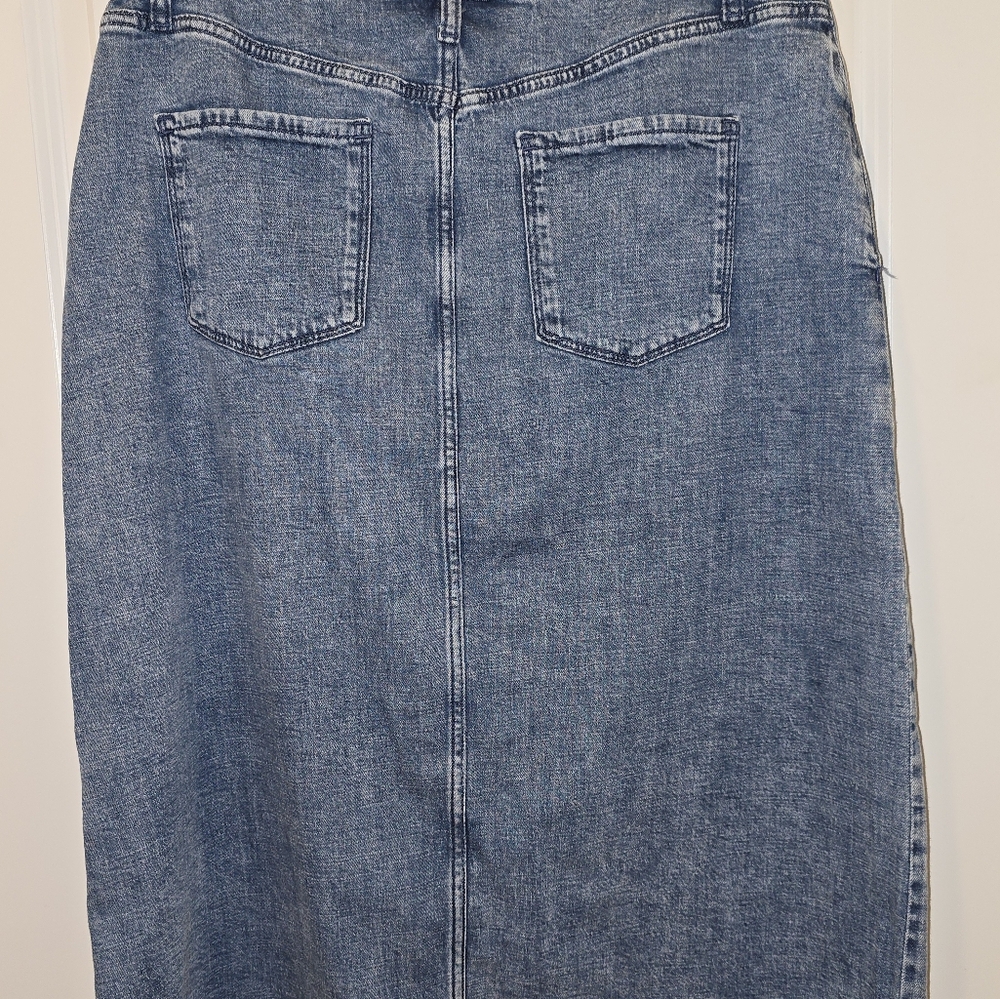 Denim Blue Skirt, Blue Jean Skirt, Womens skirt, Denim Skirt. Vera Wang skirt - Picture 6 of 7